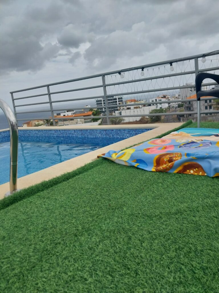 Piscin - VM Consultoria | A sua parceira de confiança em imóveis em Cabo Verde