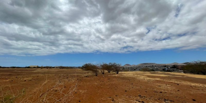 Terreno 700m2 Zona Aeroporto 3